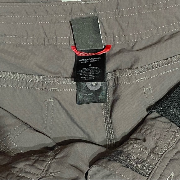 THE NORTH FACE Womens Short Court - Picture 3 of 5